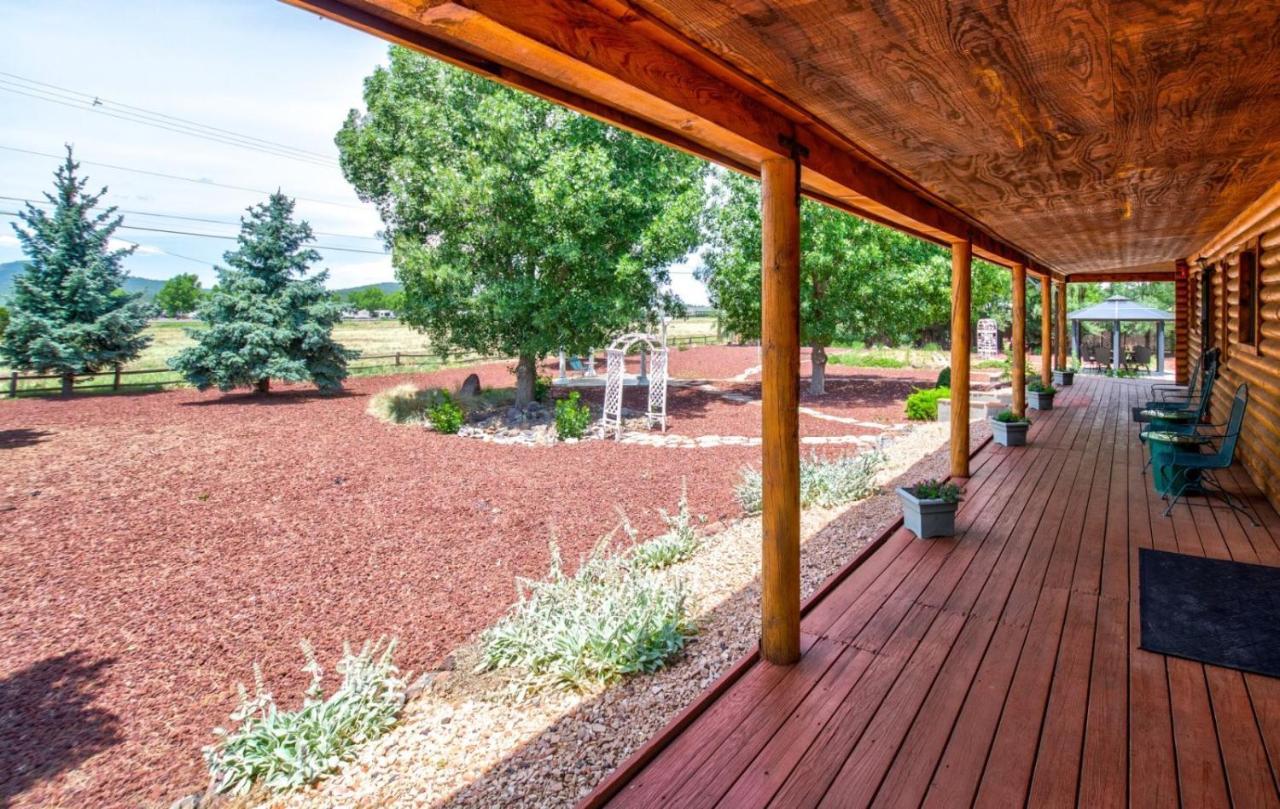 Quarter Horse Inn & Lodge Williams Dış mekan fotoğraf